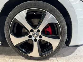 Used Volkswagen Golf 2014 for sale - 74114822: Photo