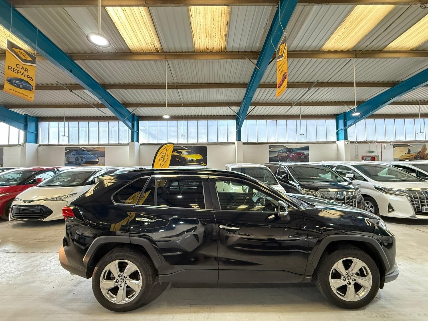 Used Toyota RAV4 for sale - 78219517: Photo 2