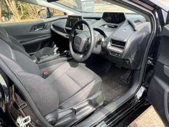 Used Toyota Prius 2023 for sale - 72120028: Photo