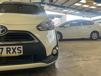 Used Toyota Sienta 2017 for sale - 75167688: Photo