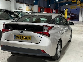 Used Toyota Prius 2019 for sale - 76819693: Photo