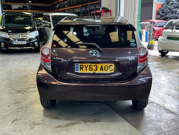 Used Toyota Aqua 2014 for sale - 79599762: Photo
