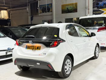 Used Toyota Yaris 2022 for sale - 79867254: Photo