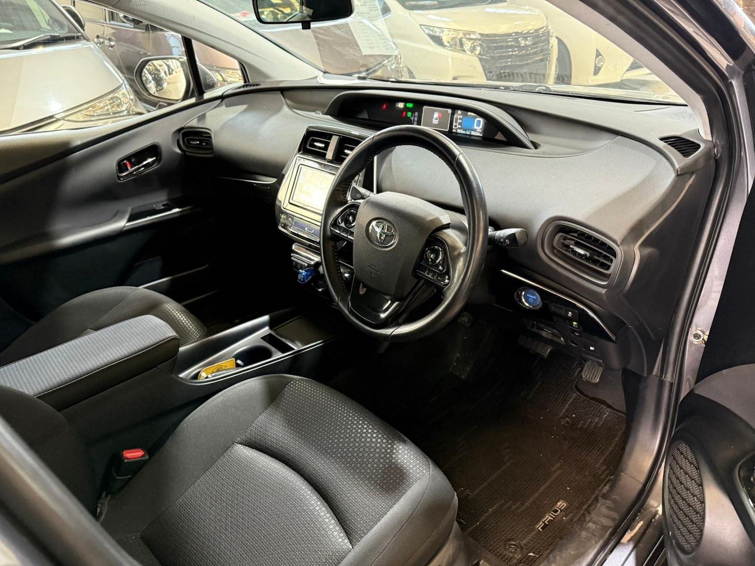 Used Toyota Prius 2025 for sale - 76711966: Photo 11