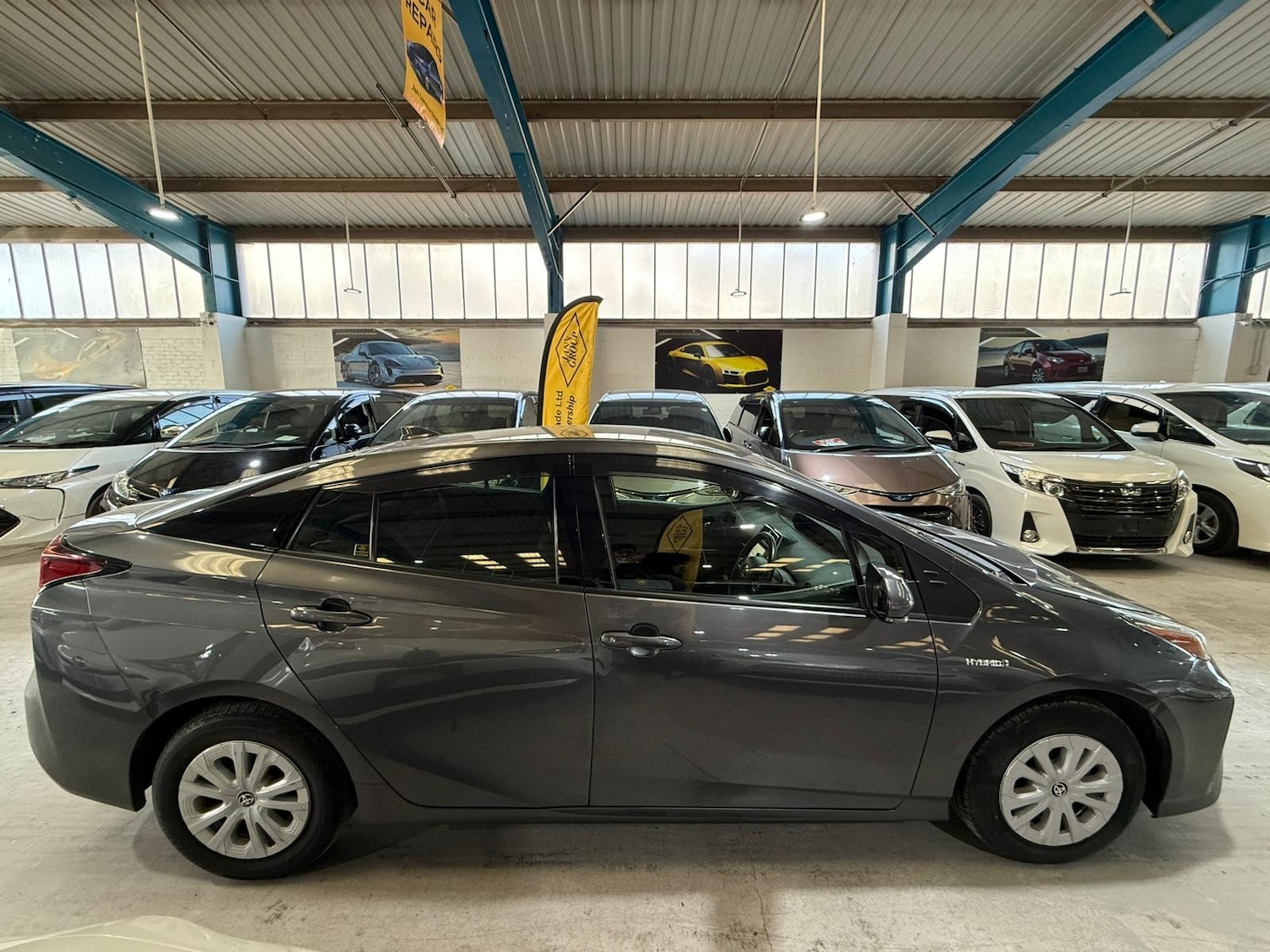 Used Toyota Prius 2025 for sale - 76711966: Photo 2