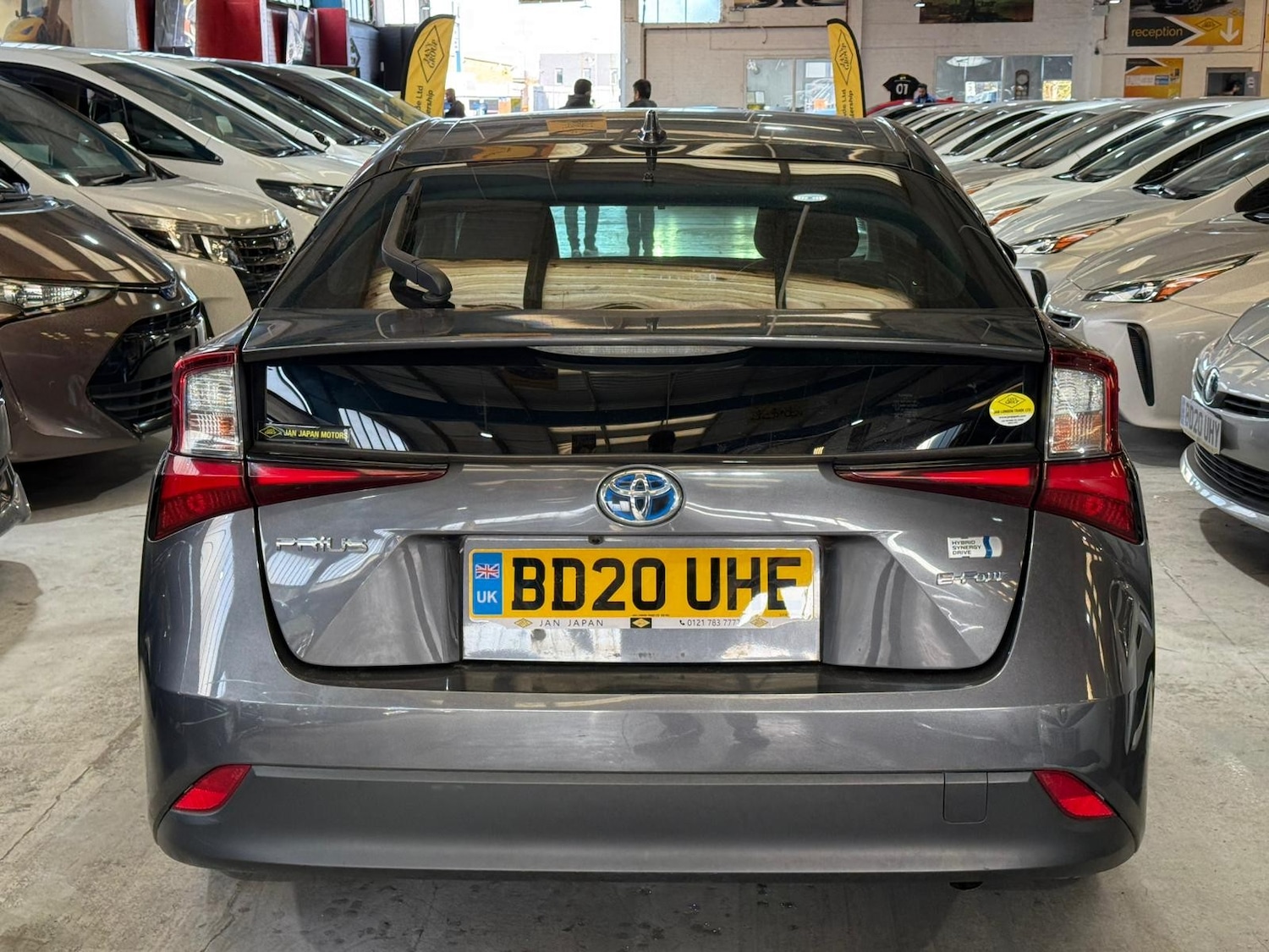 Used Toyota Prius 2025 for sale - 76711966: Photo 4