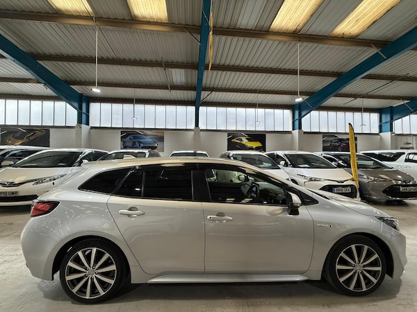 Used Toyota Corolla for sale - 76217652: Photo 2