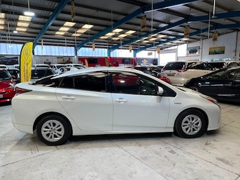 Used Toyota Prius 2018 for sale - 79405261: Photo