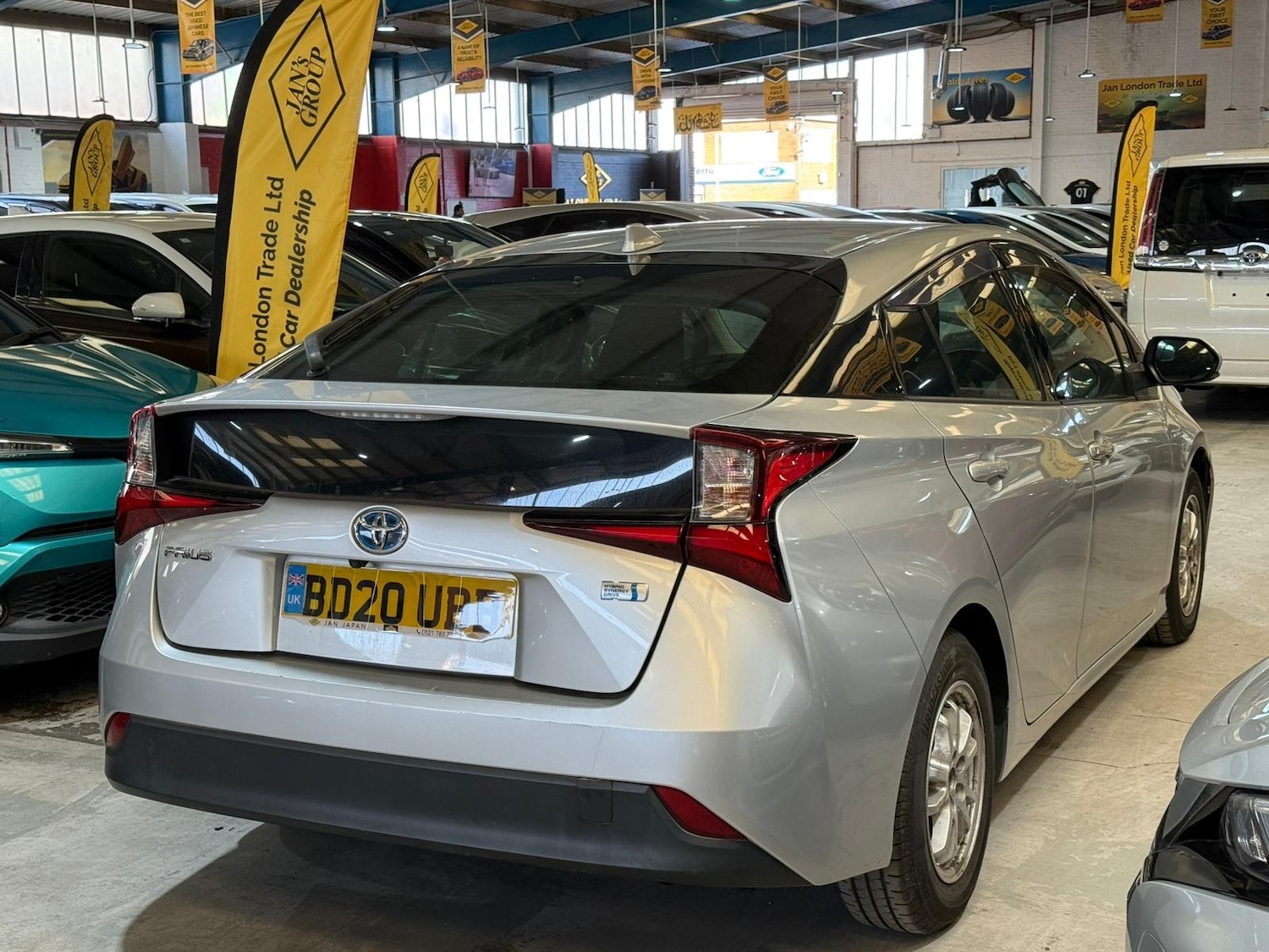 Used Toyota Prius for sale - 76901601: Photo 4