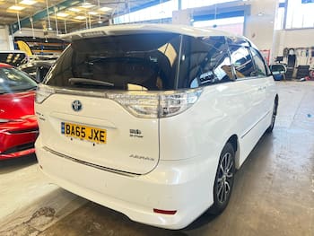 Used Toyota Estima 2015 for sale - 79691795: Photo