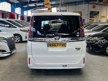 Used Toyota Noah 2019 for sale - 79575104: Photo