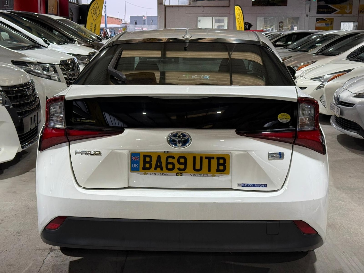 Used Toyota Prius for sale - 76711959: Photo 4