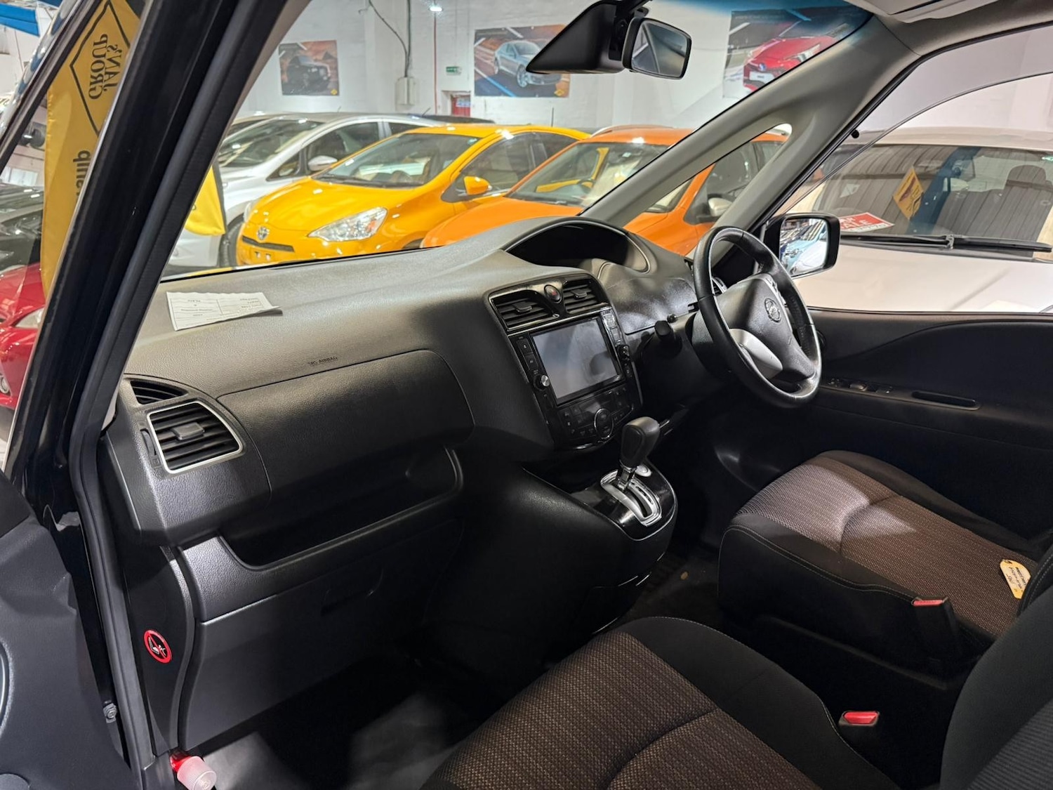 Used Nissan Serena 2026 for sale - 77665966: Photo 21