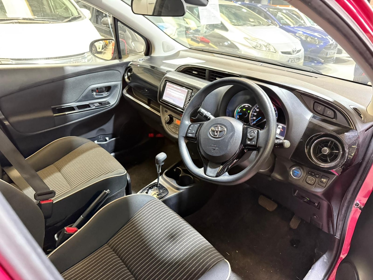 Used Toyota Vitz 2026 for sale - 77733418: Photo 11