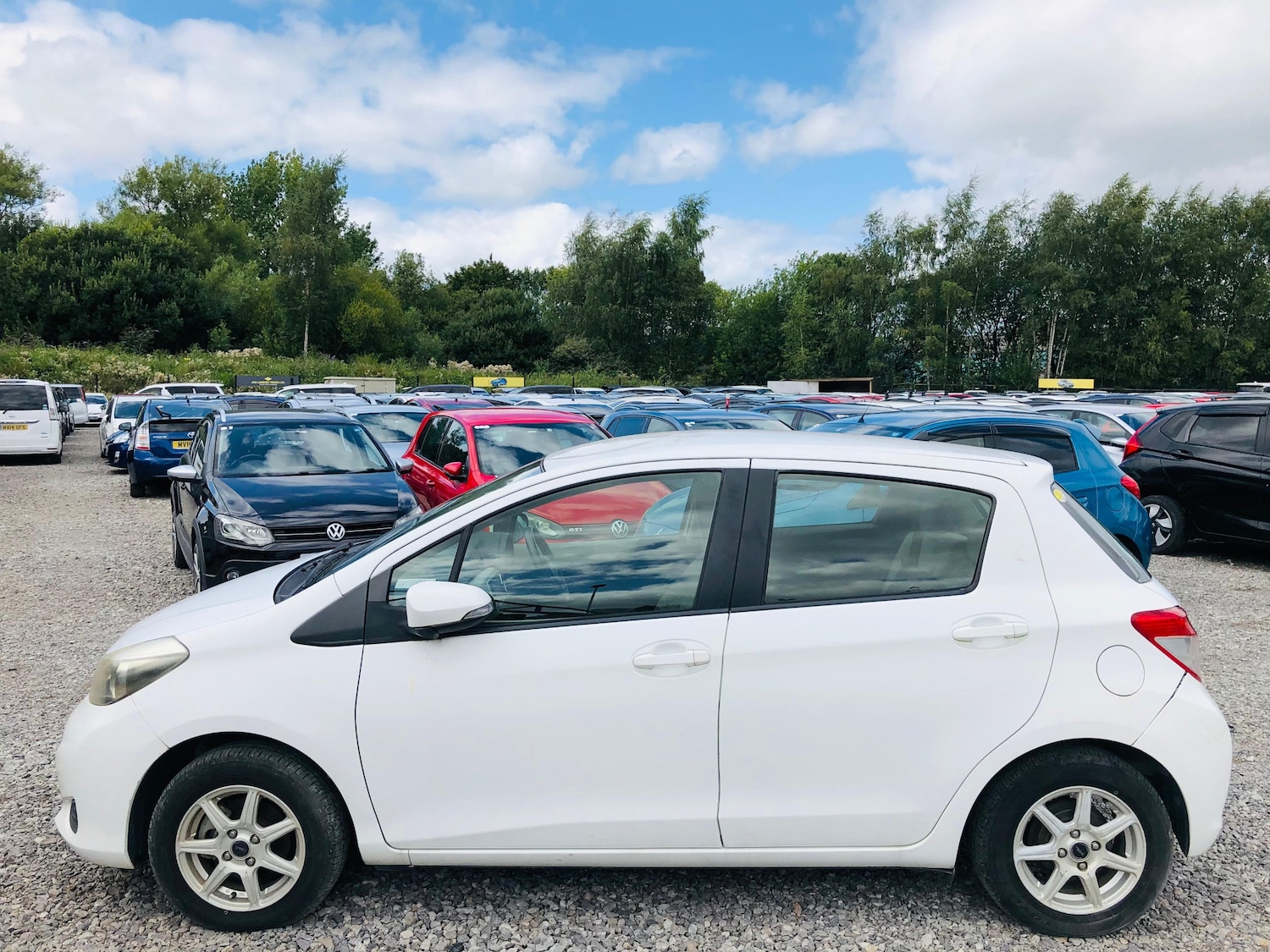 Used Toyota Vitz 2025 for sale - 76429506: Photo 7