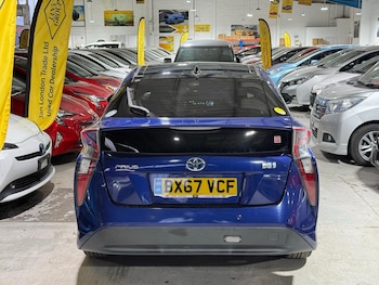 Used Toyota Prius 2017 for sale - 79035323: Photo