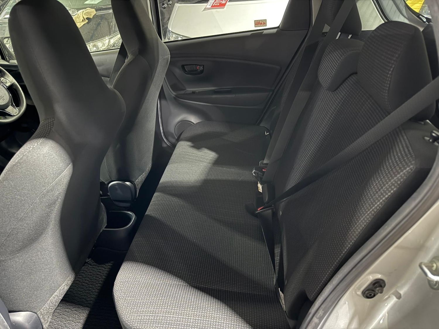 Used Toyota Vitz for sale - 77084939: Photo 18