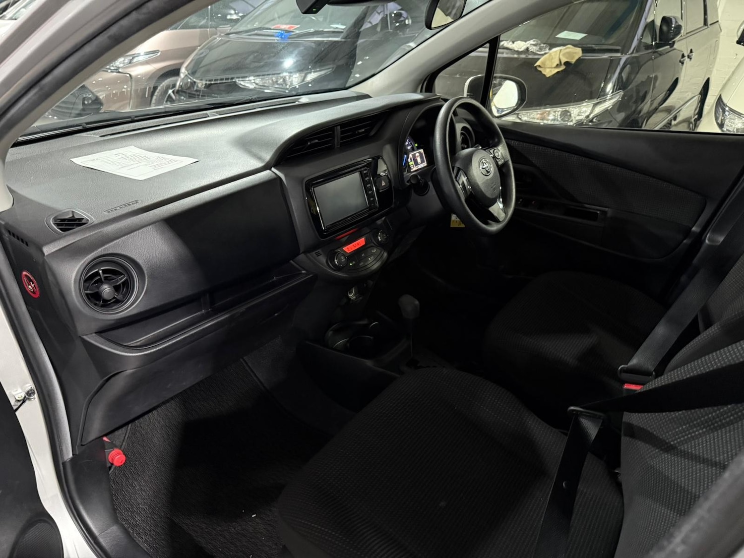 Used Toyota Vitz for sale - 77084939: Photo 19