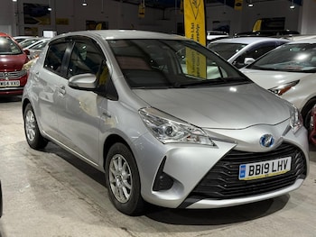 Used Toyota Vitz 2019 for sale - 77084939: Photo