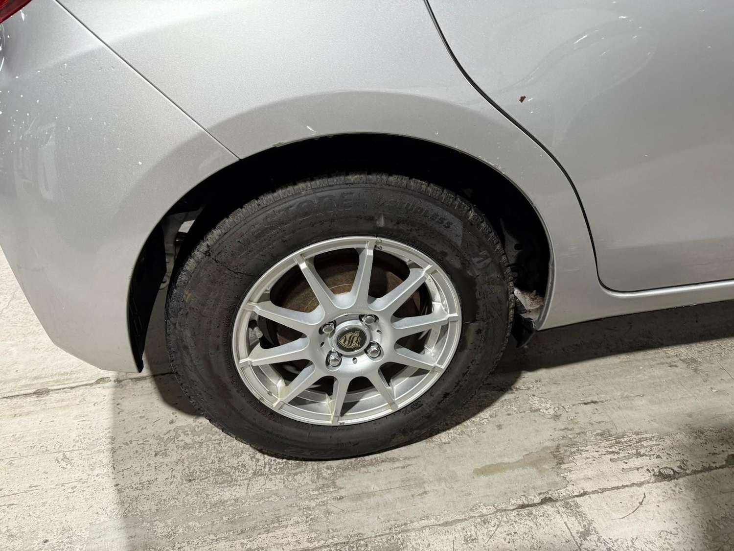 Used Toyota Vitz for sale - 77084939: Photo 26