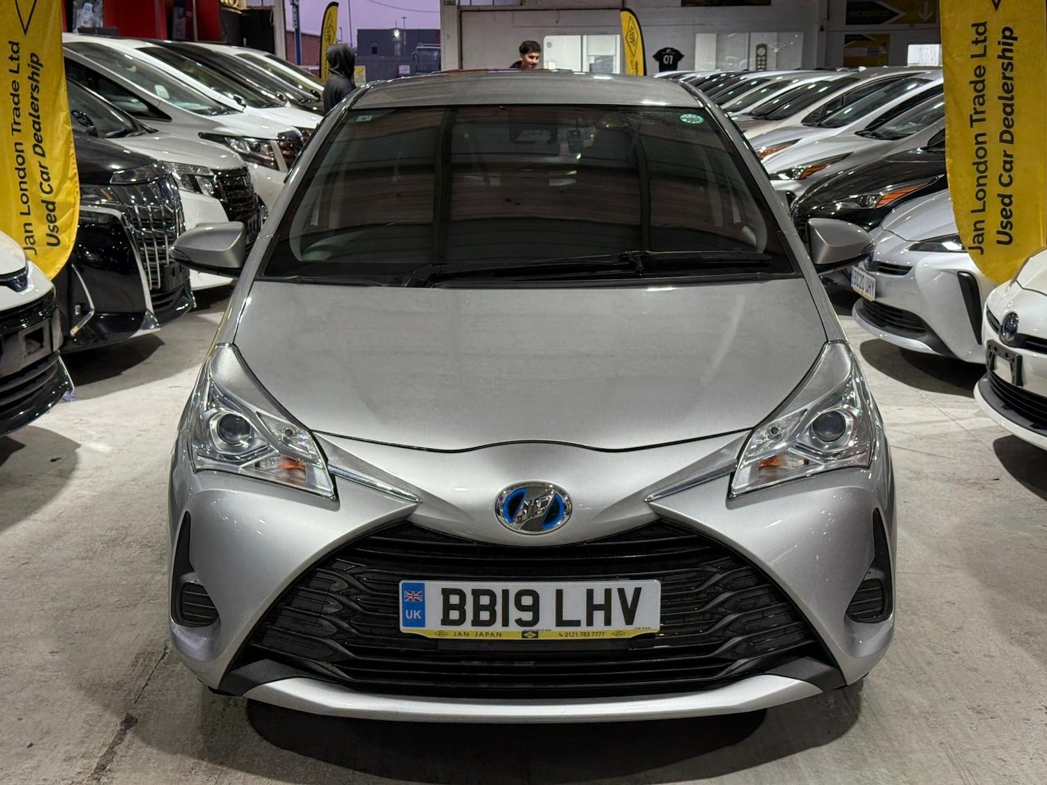 Used Toyota Vitz for sale - 77084939: Photo 9