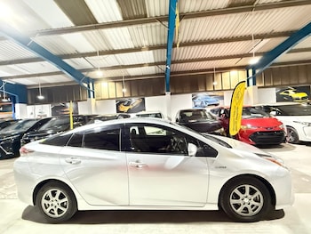 Used Toyota Prius 2018 for sale - 78364789: Photo