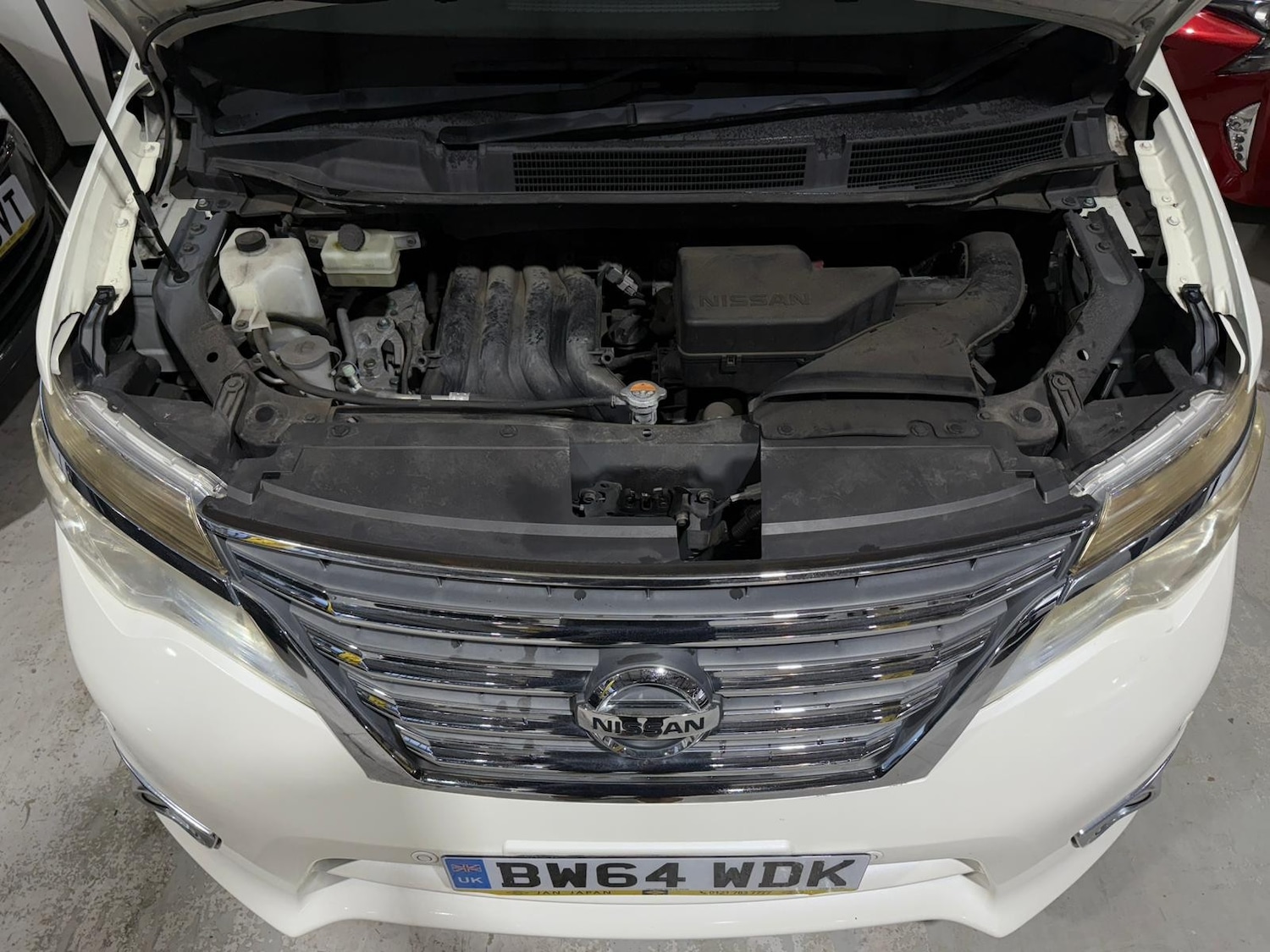 Used Nissan Serena for sale - 77408872: Photo 21