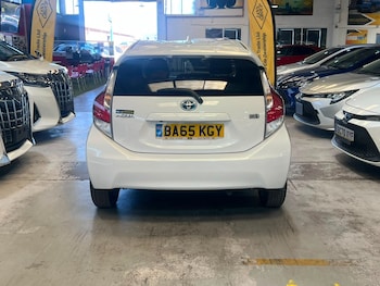 Used Toyota Aqua 2015 for sale - 79507416: Photo