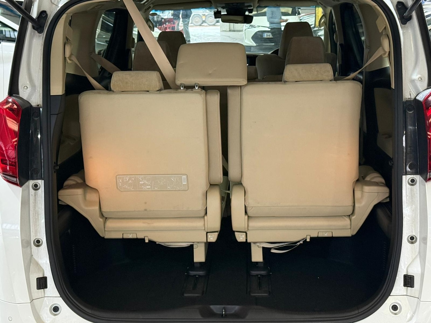 Used Toyota Alphard for sale - 77323975: Photo 19