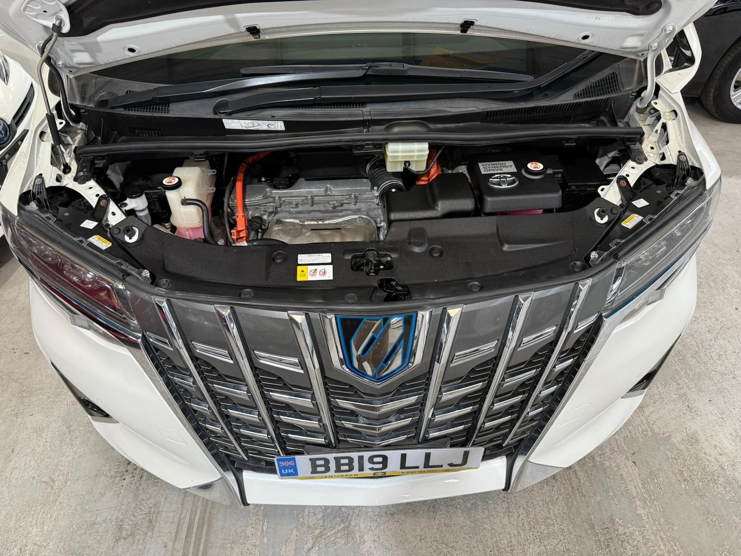 Used Toyota Alphard for sale - 77323975: Photo 23