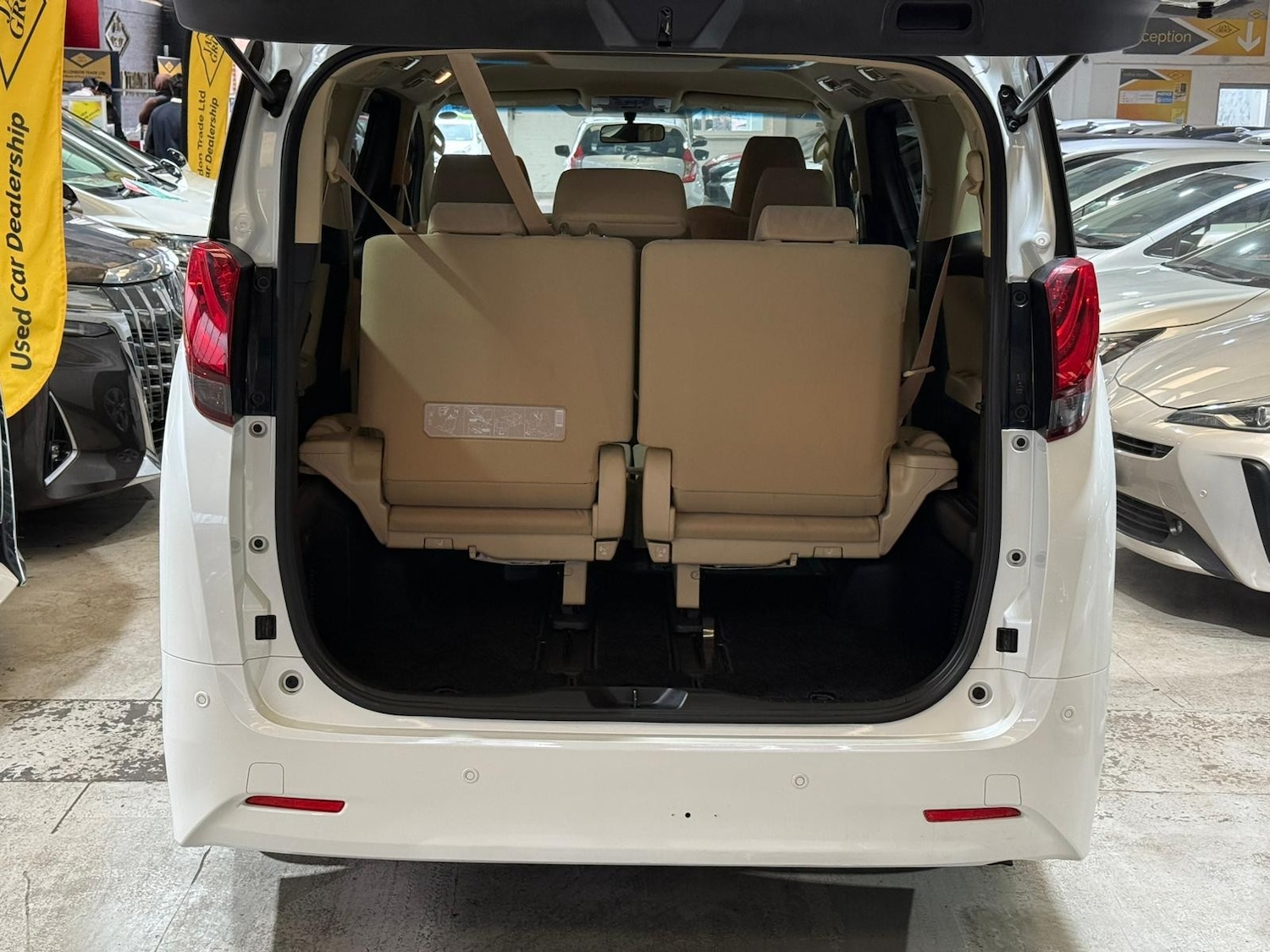 Used Toyota Alphard for sale - 77187646: Photo 17