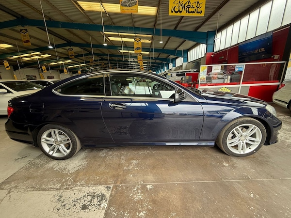 Used Mercedes-Benz C-Class 2025 for sale - 74730299: Photo 11