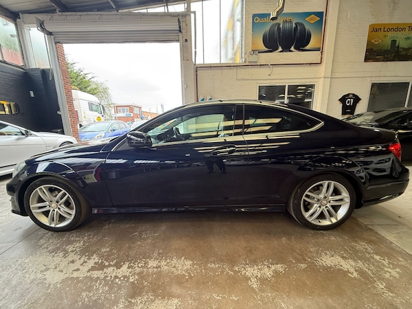 Used Mercedes-Benz C-Class 2025 for sale - 74730299: Photo 21