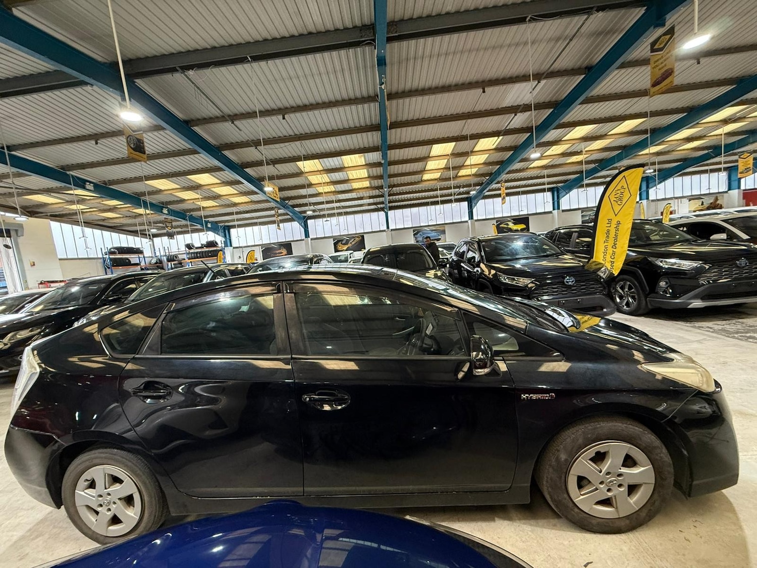 Used Toyota Prius 2026 for sale - 77347028: Photo 2