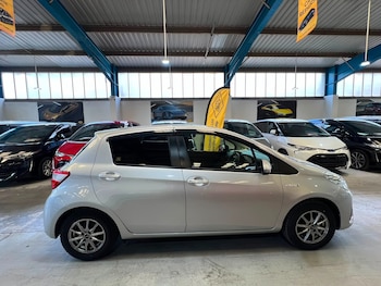 Used Toyota Vitz 2019 for sale - 79331068: Photo
