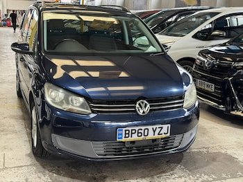 Used Volkswagen Touran 2011 for sale - 75325254: Photo