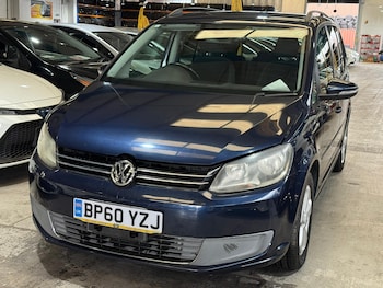 Used Volkswagen Touran 2011 for sale - 75325254: Photo