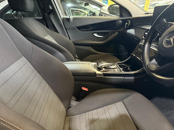 Used Mercedes-Benz C-Class 2025 for sale - 75304394: Photo 15