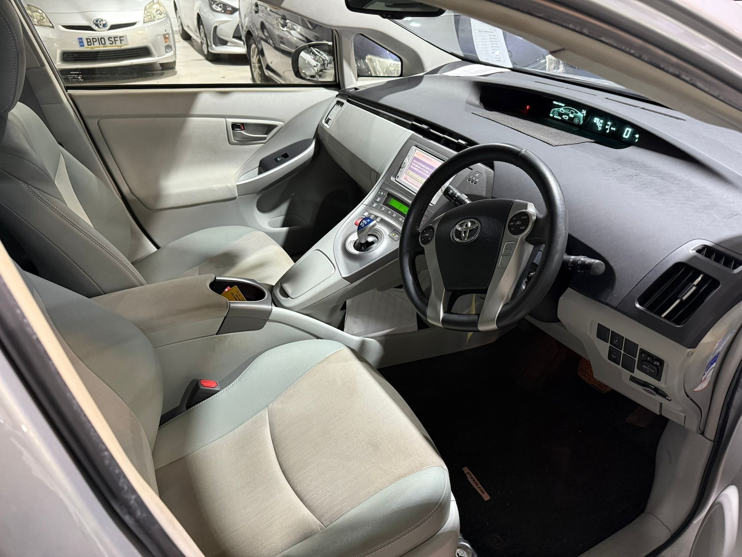 Used Toyota Prius 2025 for sale - 77048339: Photo 11