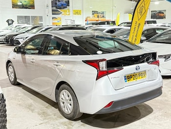 Used Toyota Prius 2020 for sale - 78605427: Photo