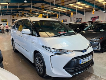 Used Toyota Estima 2017 for sale - 79541591: Photo