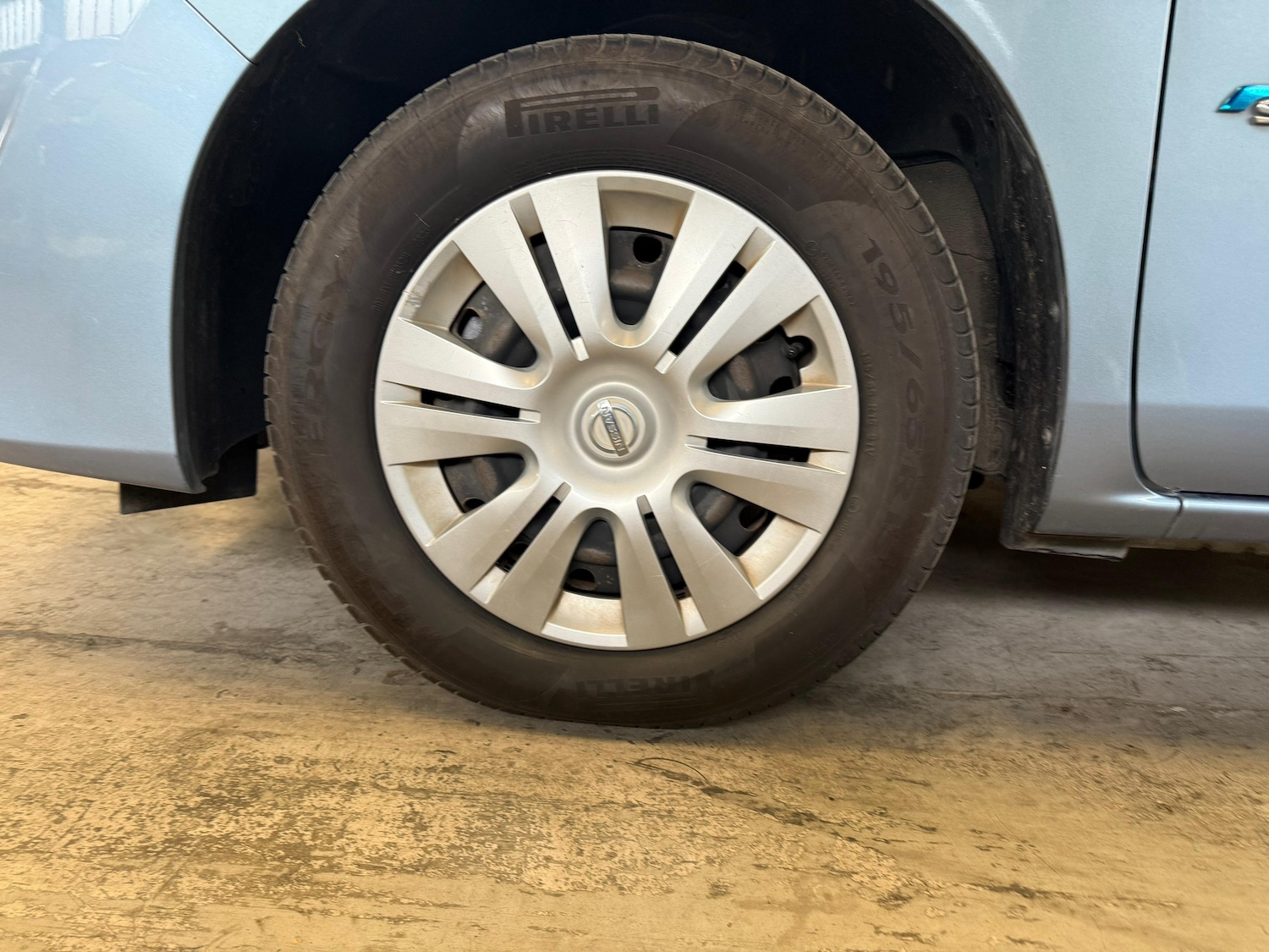 Used Nissan Serena 2025 for sale - 76594701: Photo 33