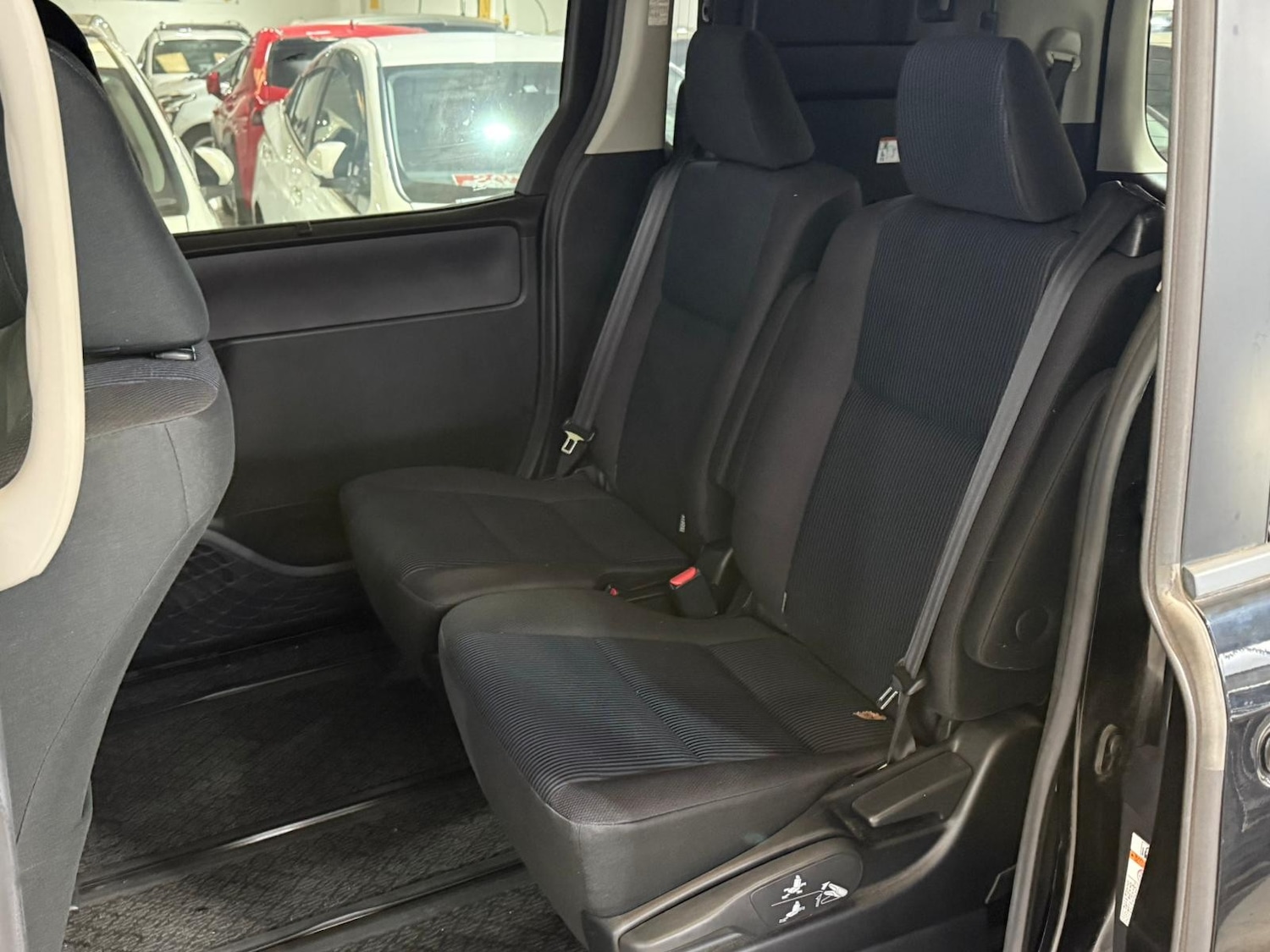 Used Toyota Noah 2026 for sale - 77323983: Photo 16