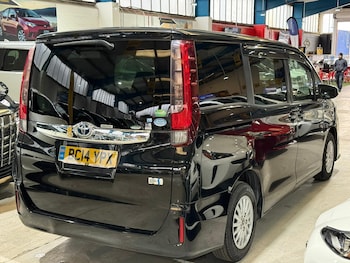 Used Toyota Noah 2014 for sale - 77323983: Photo