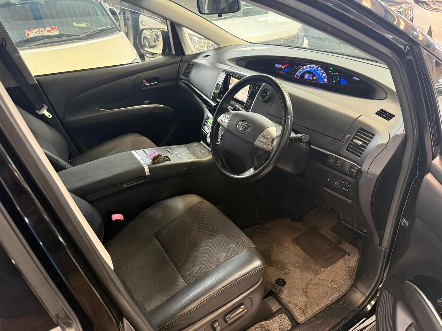 Used Toyota Estima for sale - 76466283: Photo 11