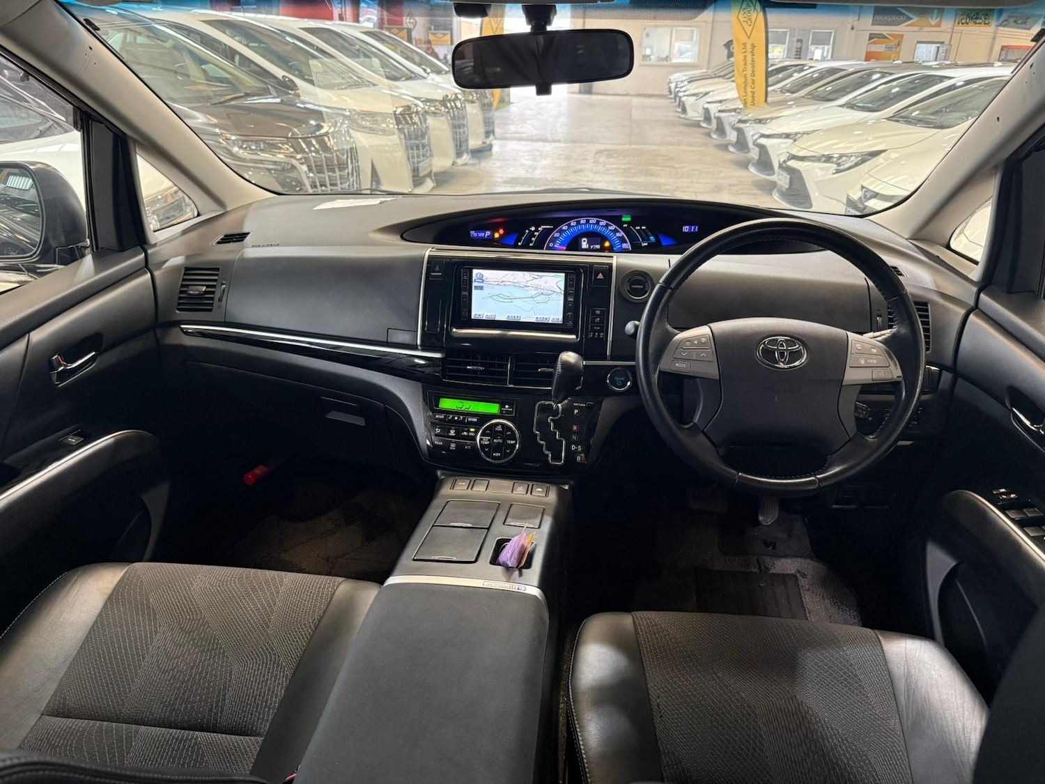 Used Toyota Estima for sale - 76466283: Photo 12