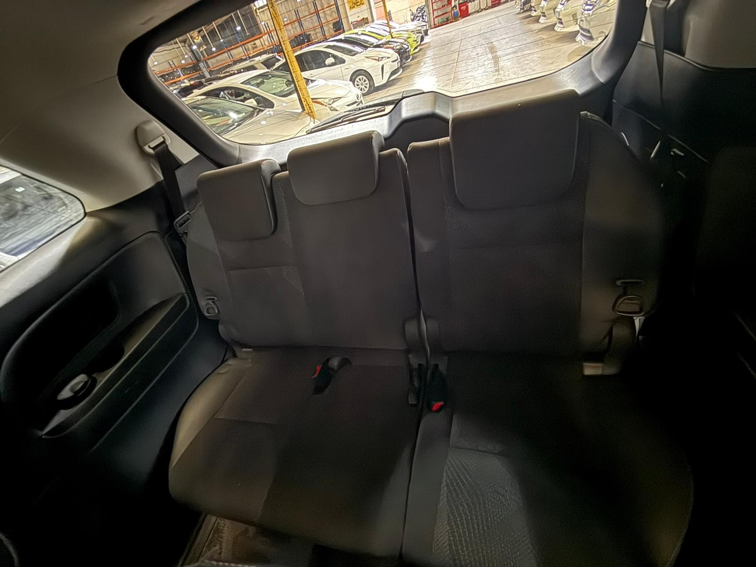 Used Toyota Estima for sale - 76466283: Photo 18