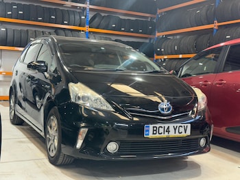 Used Toyota Prius+ 2014 for sale - 75924707: Photo