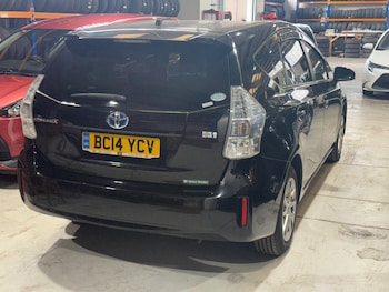 Used Toyota Prius+ 2014 for sale - 75924707: Photo