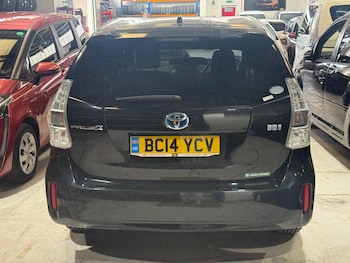 Used Toyota Prius+ 2014 for sale - 75924707: Photo